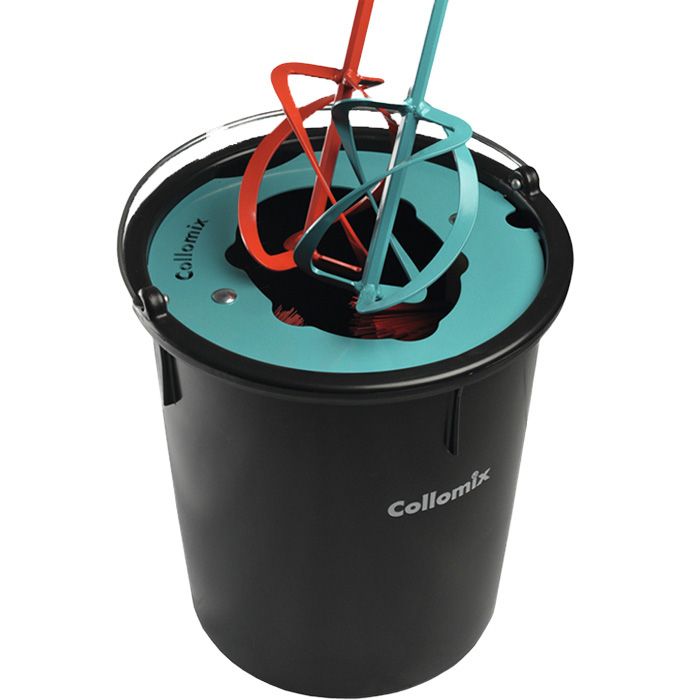 Mixer-Clean rensespand i sort farve med røde børster til rørestave og blandeværktøj. Grøn beskyttelsesskærm. Til rensning af rørestave op til 210 mm.