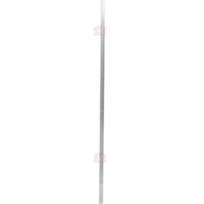 Hjørnejern fra Guldborg udført i aluminium med en længde på 2,45 meter. Med takker/afmærkninger. Måler 50 x 50 mm x 2,45 meter. 